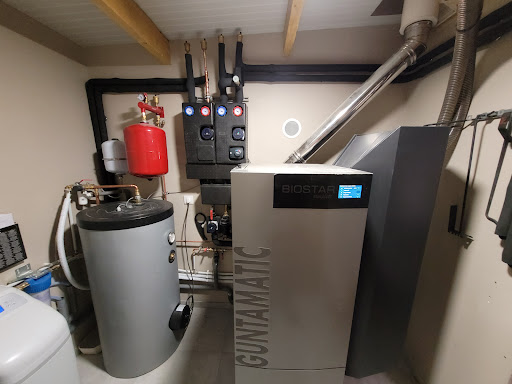 L'atelier du plombier chauffagiste du littoral PAC air/eau Calais