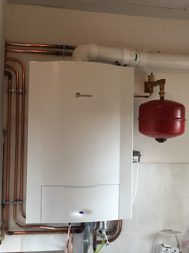 UNIV'EAU Plomberie, Chauffage, SDB clé en main PAC air/eau Couëron