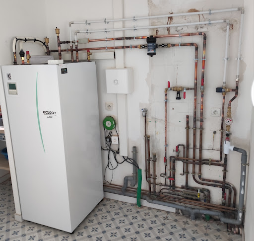 AIR CONNECT ENERGIE - Chauffagiste - Pompe à Chaleur PAC air/eau Paulx