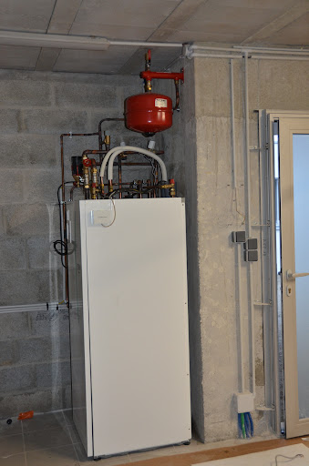 Archimede, Plombier chauffagiste salle de bain - Lorient PAC air/eau Ploemeur