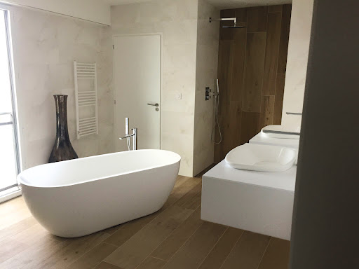 Le Plombier Du Coin (Plombier - Electricien) PAC air/eau Pornic