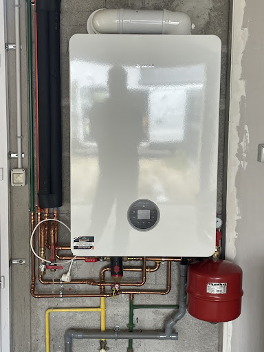 Bretagne Sud Energies Nicolas Samori Entretien Dépannage Chauffage Chaudière Gaz Fioul Pompe à Chaleur PAC air/eau Quimperlé