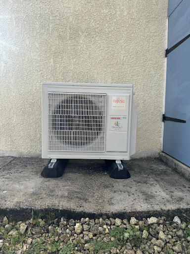 Clim&Co17 - maintenance et dépannage climatisation et chauffage à Rochefort PAC air/eau Rochefort