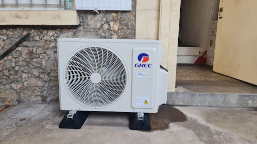 SL2A Plomberie Chauffage Pompe à Chaleur PAC air/eau Versailles